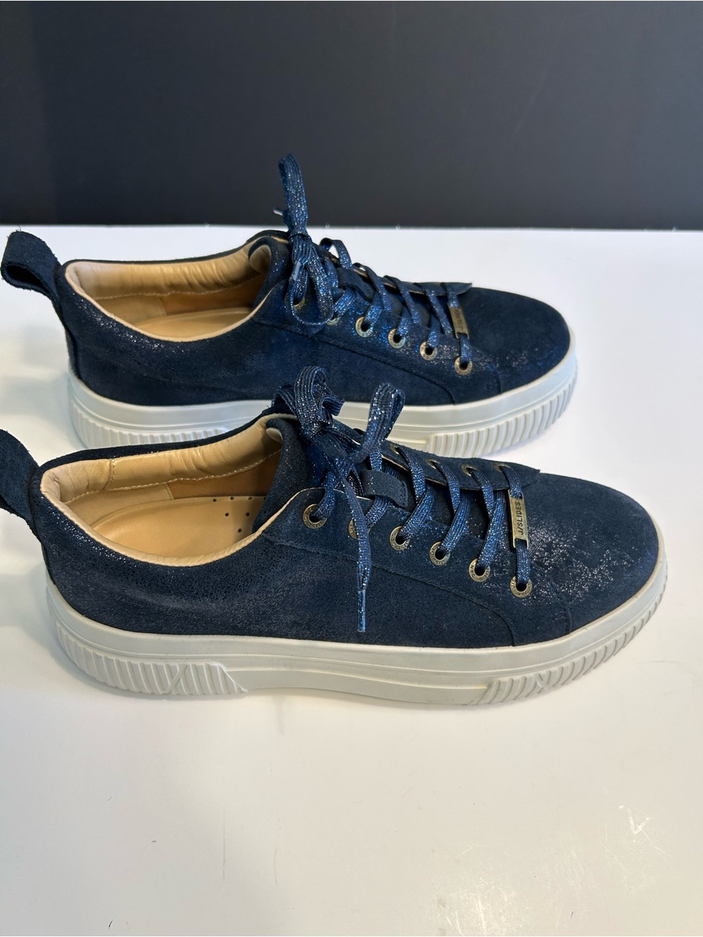 Women’s Navy Suede with a little sparkle Low-Top Sneakers - Casual Comfort